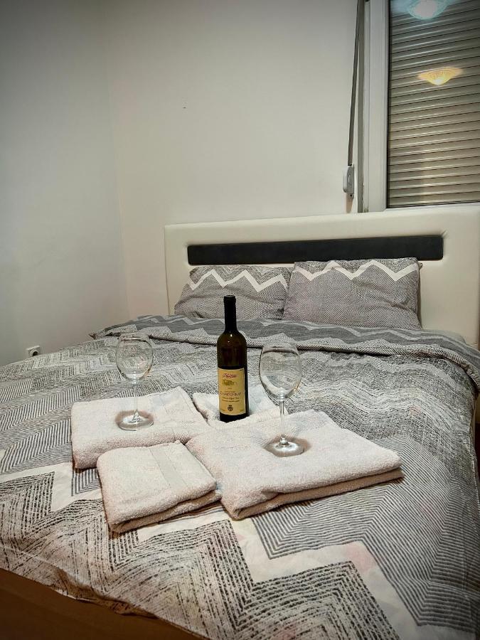 Apartman Stex Podgorica Bagian luar foto